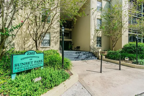 $1,950 | 2302 South Manhattan Avenue, Unit 213, Tampa, FL 33629