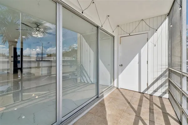 $1,950 | 2302 South Manhattan Avenue, Unit 213, Tampa, FL 33629