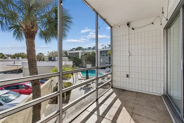 $1,950 | 2302 South Manhattan Avenue, Unit 213, Tampa, FL 33629