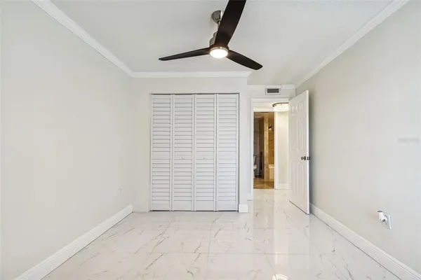 $1,950 | 2302 South Manhattan Avenue, Unit 213, Tampa, FL 33629