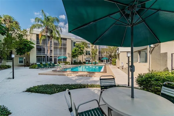 $1,950 | 2302 South Manhattan Avenue, Unit 213, Tampa, FL 33629