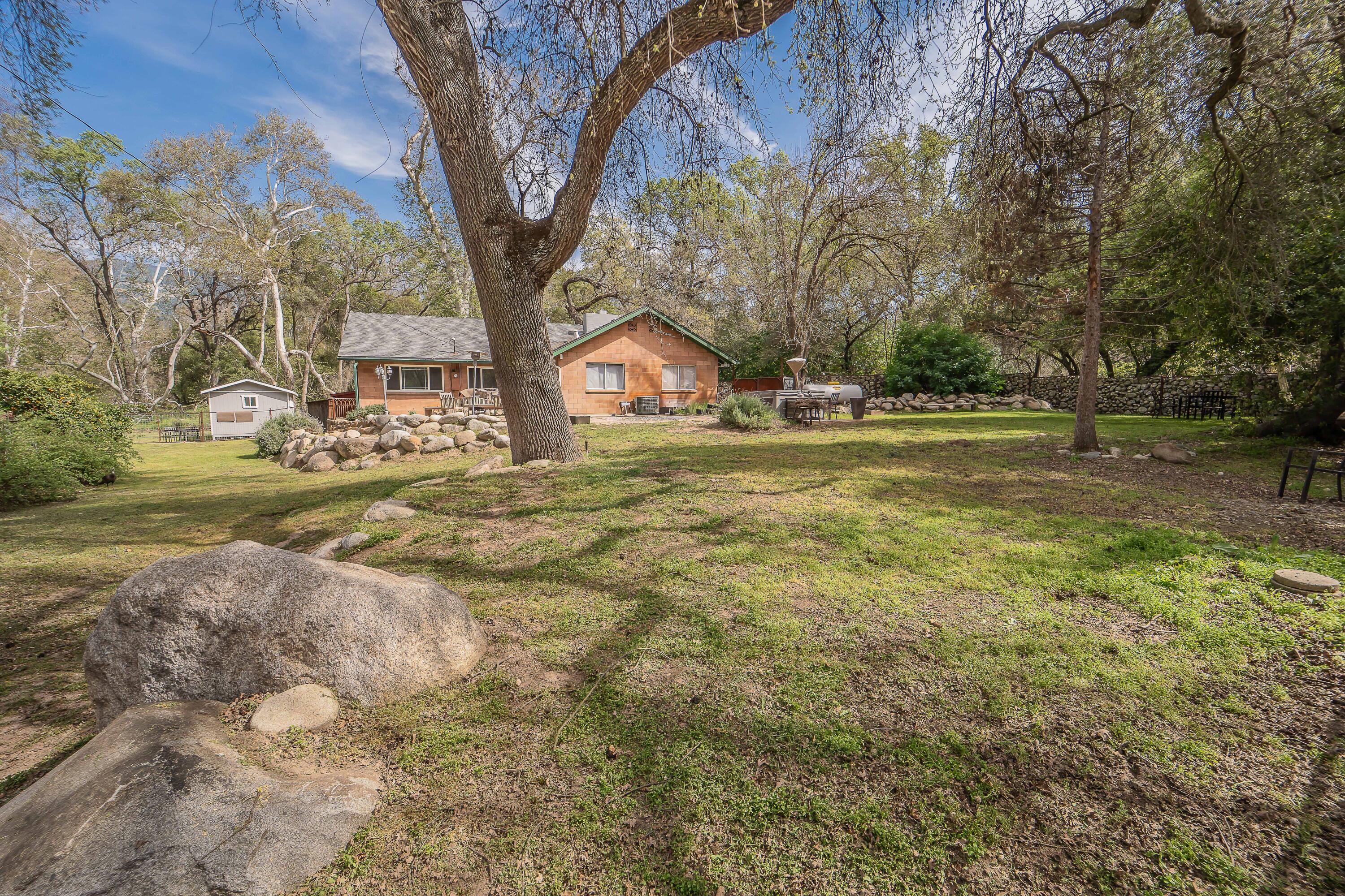 43043 South Fork Drive Three Rivers, CA 93271 - Photo 36 of 43 -