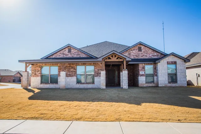 $400,000 | 2724 Virginia Avenue, Lubbock, TX 79407