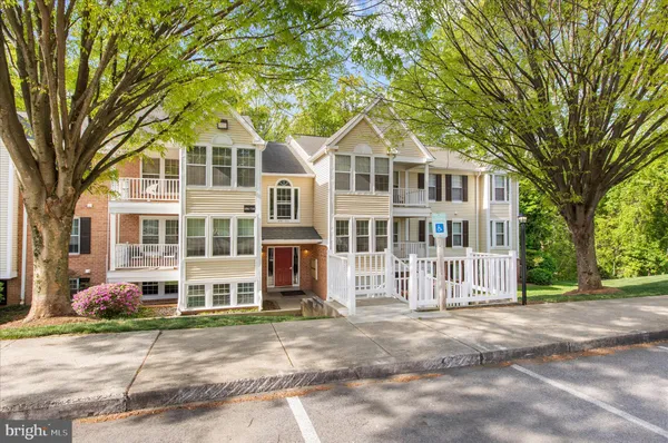 $299,000 | 696 Southern Hills Drive, Unit E5A, Arnold, MD 21012