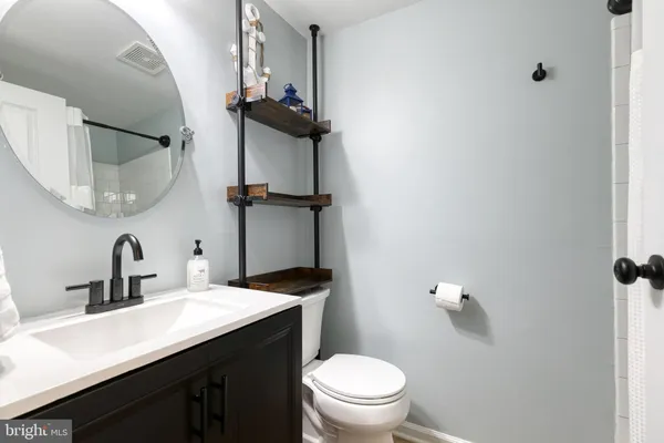 $299,000 | 696 Southern Hills Drive, Unit E5A, Arnold, MD 21012