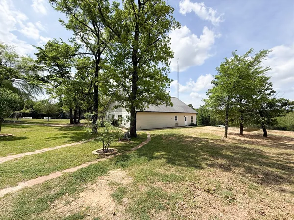 $649,500 | 740 Bridget Avenue, Buffalo, TX 75831