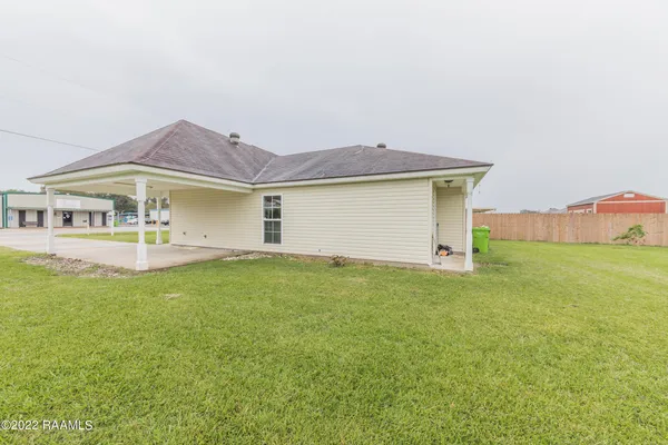 $1,500 | 1029 Gary Drive, Breaux Bridge, LA 70517