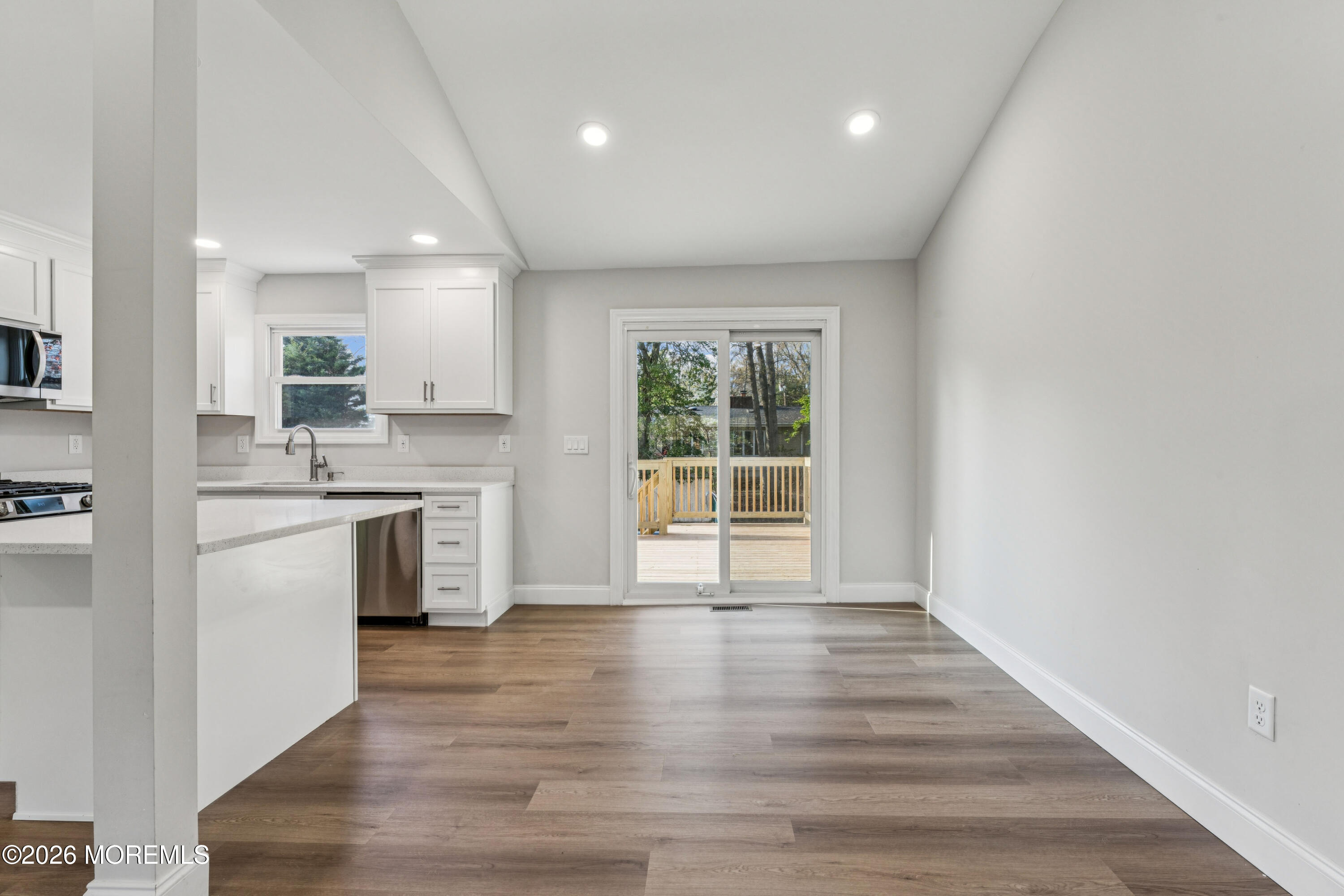 886 Raleigh Drive Toms River, NJ 08753 - Photo 9 of 43 photos_high_resolution_202Hommati