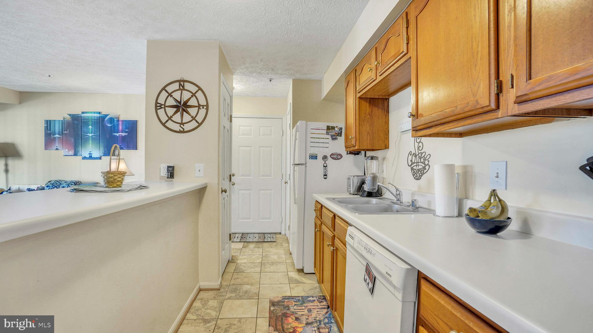 833 Deering Road, Unit 8E Pasadena, MD 21122 - Photo 6 of 22 Kitchen
