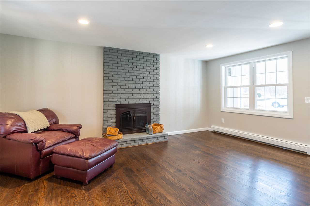 73 Buttonwood Road Bedford, NH 03110 - Photo 17 of 32