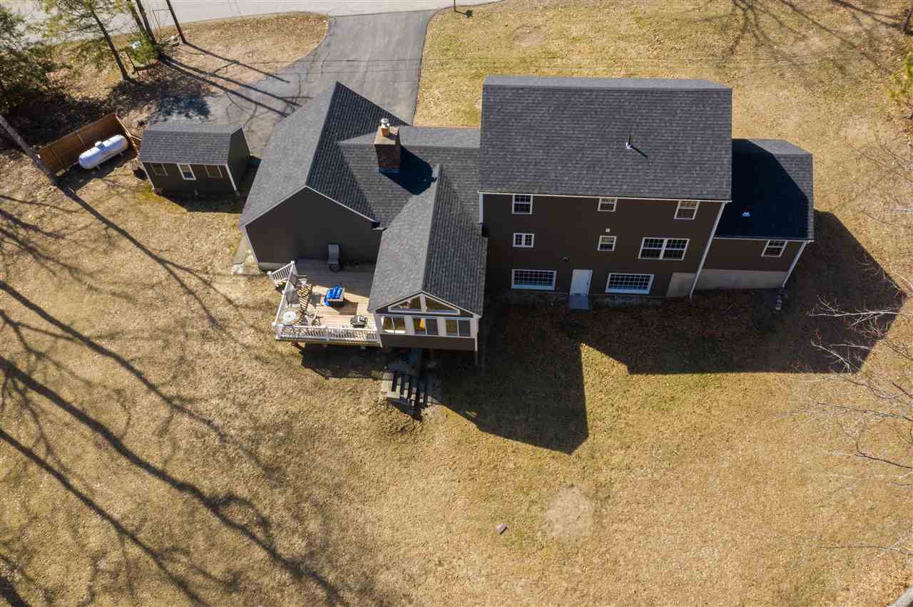 73 Buttonwood Road Bedford, NH 03110 - Photo 6 of 32