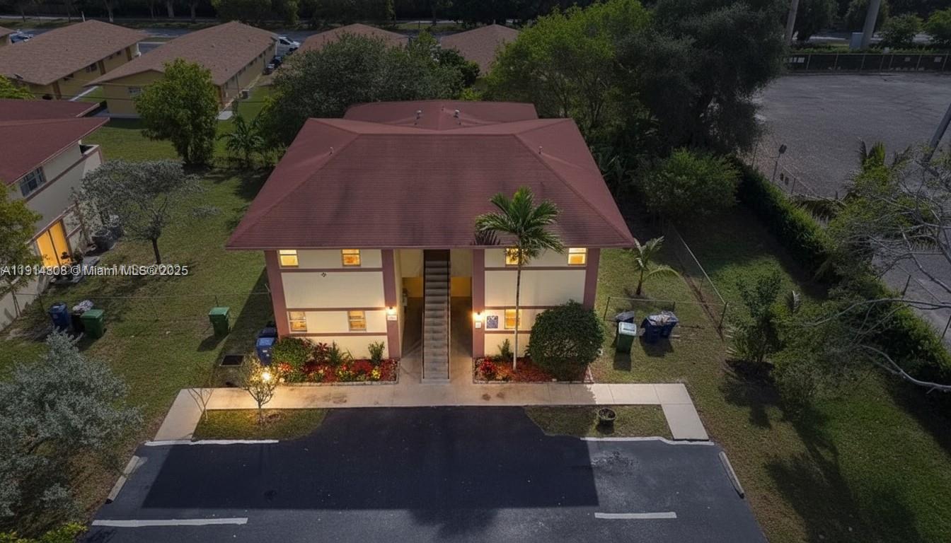 825 Southwest 10th Street Hallandale Beach, FL 33009 - Photo 20 of 20