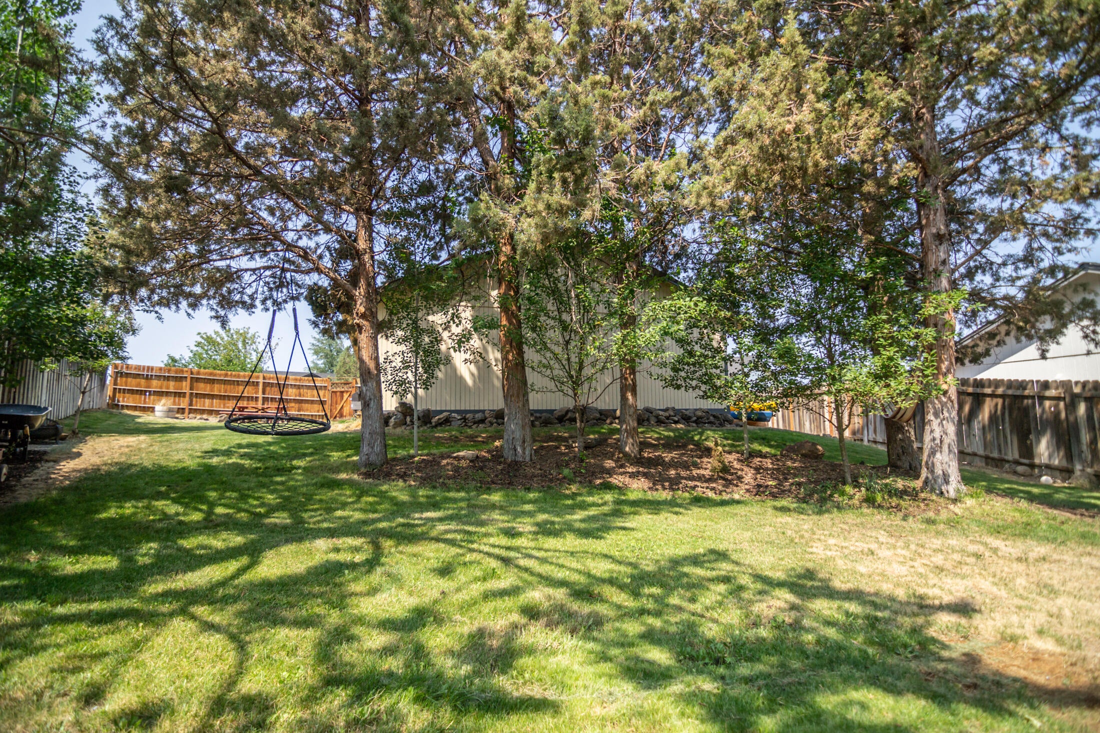 2046 Southwest 33rd Street Redmond, OR 97756 - Photo 2 of 30 DSC_0052