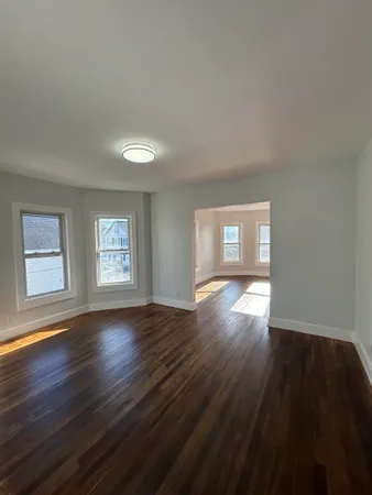 $2,900 | 6 Holmes Street, Unit 2, Nashua, NH 03060