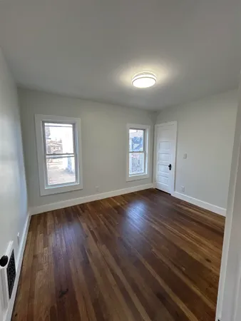 $2,900 | 6 Holmes Street, Unit 2, Nashua, NH 03060