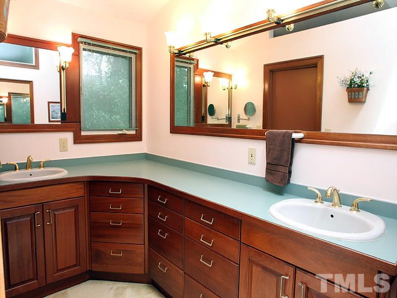 1012 Queensferry Road Cary, NC 27511 - Photo 9 of 23 Gallery Image 9