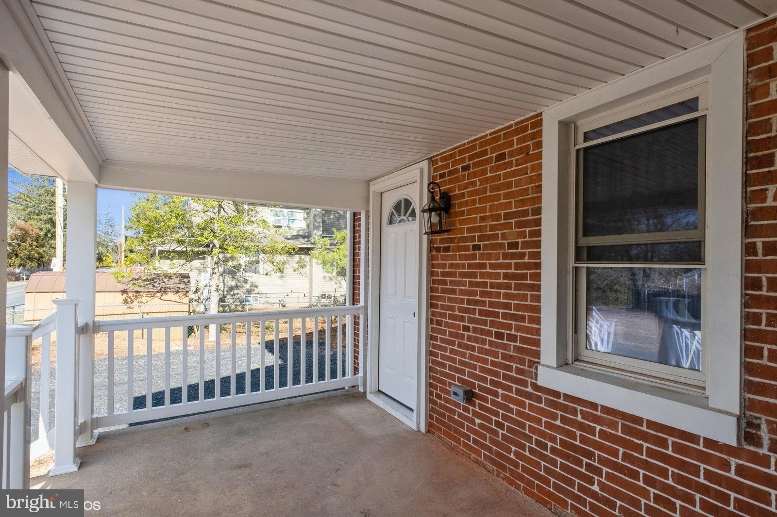 649 Park Road Lansdale, PA 19446 - Photo 4 of 15 Gallery Image 4