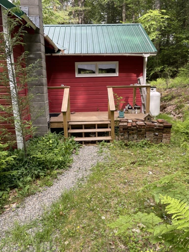 402 Butternut Hill Road Guilford, VT 05301 - Photo 4 of 25 Gallery Image 4