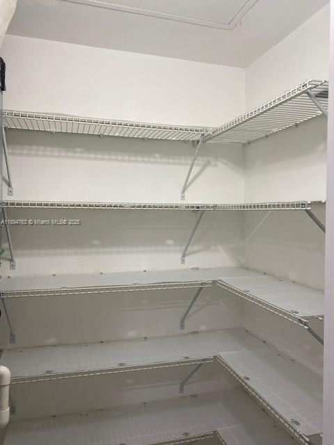 271 Durham, Unit 271 Deerfield Beach, FL 33442 - Photo 29 of 34 a close view of a vanity in the bathroom