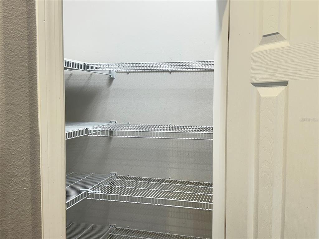 10834 Wyne Tree Orlando, FL 32824 - Photo 7 of 33 a close view of closet