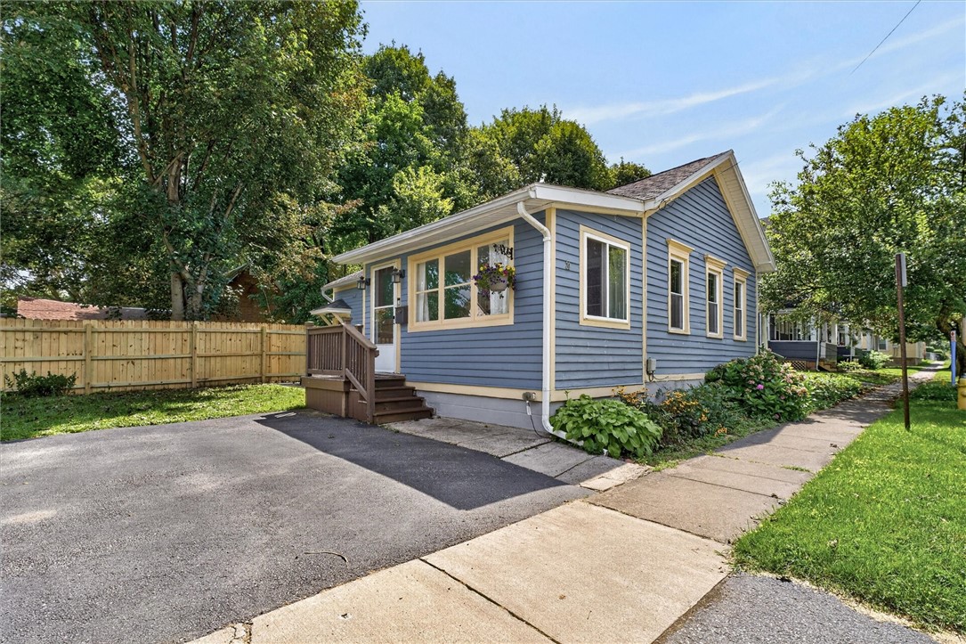 20 Poplar Street Rochester, NY 14620 - Photo 1 of 33 Gallery Image 1