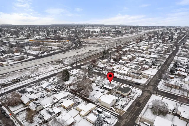 $295,900 | 3324 East Marietta Avenue, Spokane, WA 99217