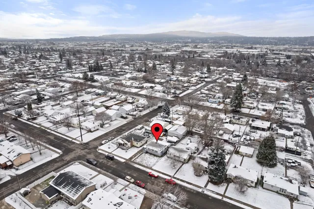 $295,900 | 3324 East Marietta Avenue, Spokane, WA 99217