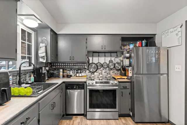 $295,900 | 3324 East Marietta Avenue, Spokane, WA 99217