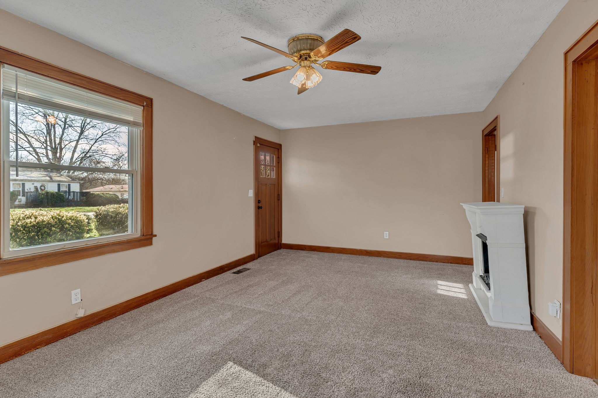 404 Gibson Street Portland, TN 37148 - Photo 8 of 26 a view of an empty room with a window