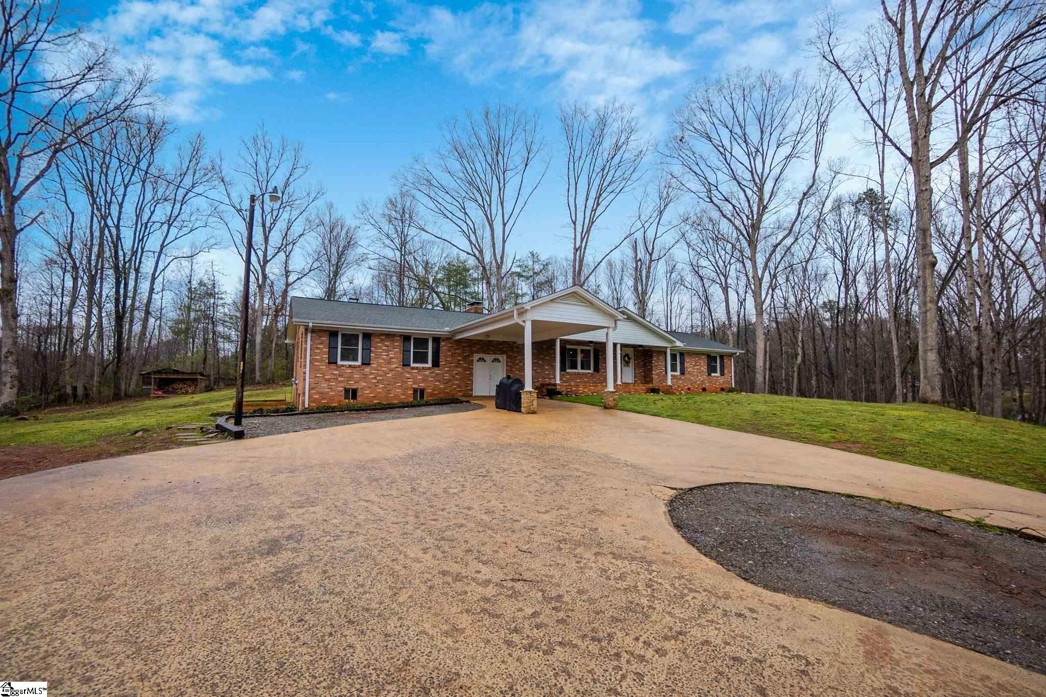 161 Hagood Mill Road Pickens, SC 29671 - Photo 2 of 36