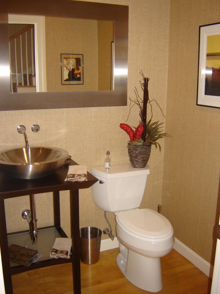 23 High Crest Road, Unit 23 Lenox, MA 01240 - Photo 9 of 28 8.powder room