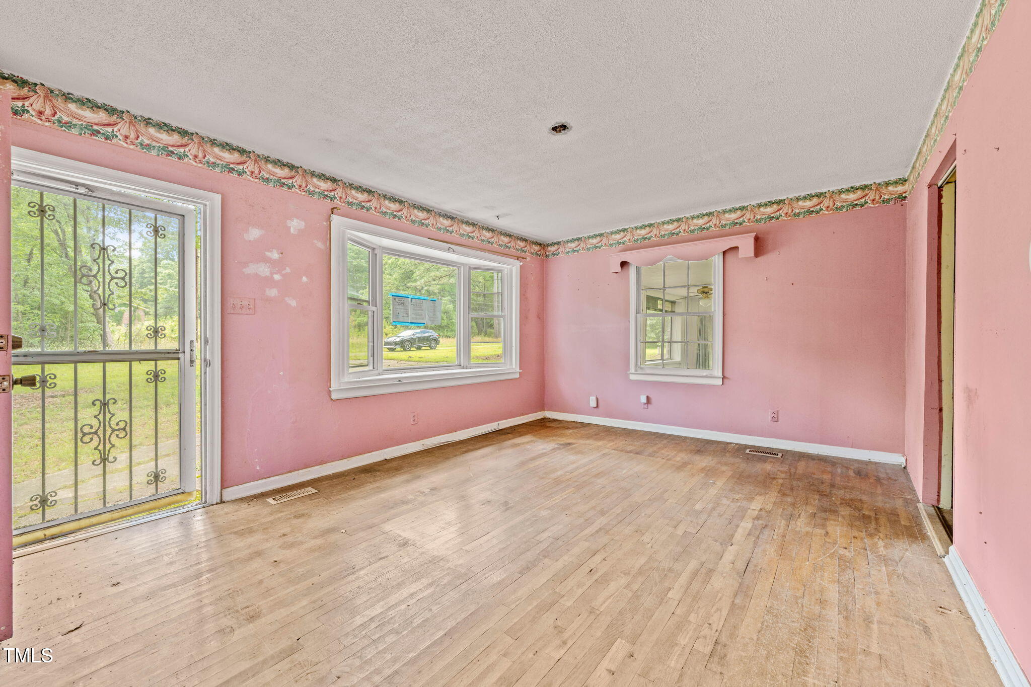 211 Cool Spring Road Durham, NC 27713 - Photo 11 of 20 11-web-or-mls-untitled-8