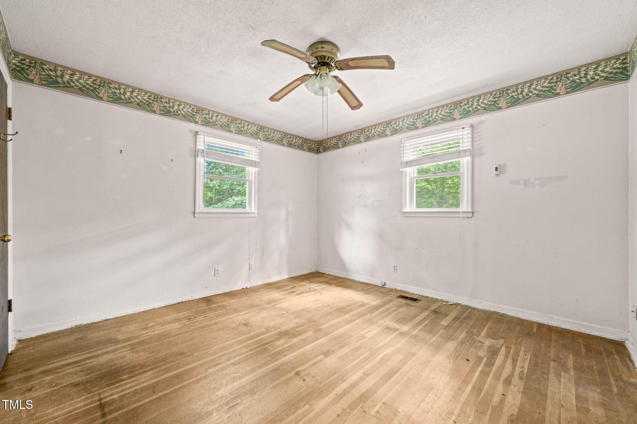 211 Cool Spring Road Durham, NC 27713 - Photo 13 of 20 13-web-or-mls-untitled-10