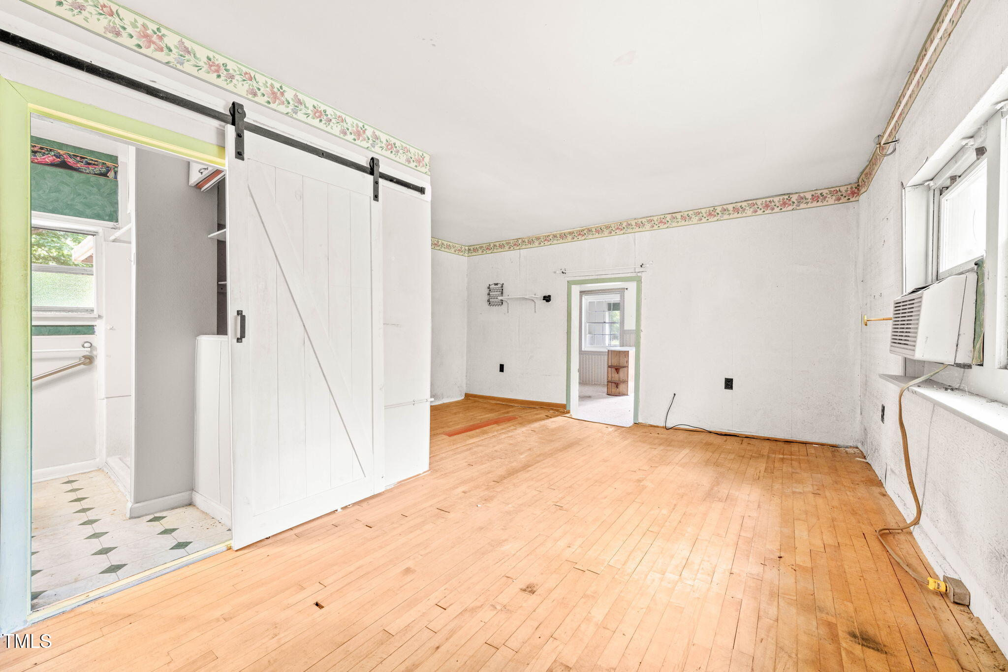 211 Cool Spring Road Durham, NC 27713 - Photo 5 of 20 5-web-or-mls-untitled-2