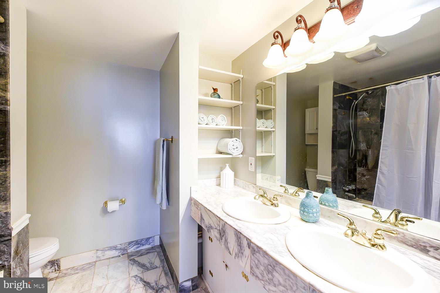 230 East Capitol Street Northeast Washington, DC 20003 - Photo 20 of 36