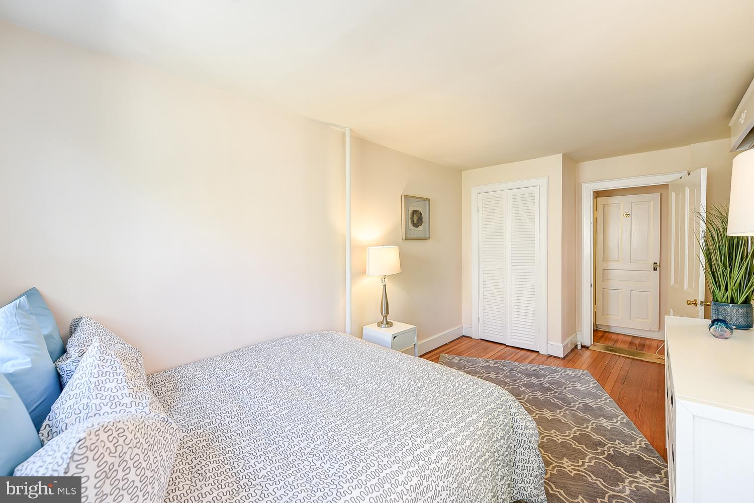 230 East Capitol Street Northeast Washington, DC 20003 - Photo 21 of 36