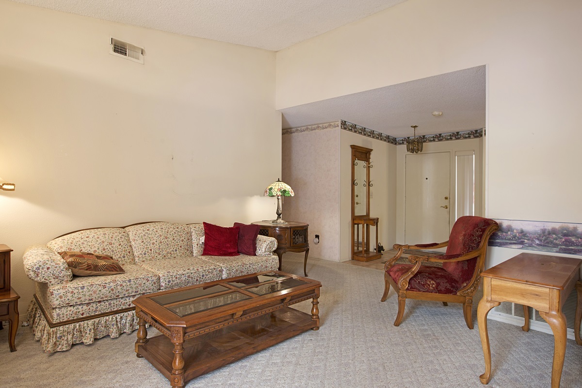 4628 Briar Ridge Road Oceanside, CA 92056 - Photo 7 of 24