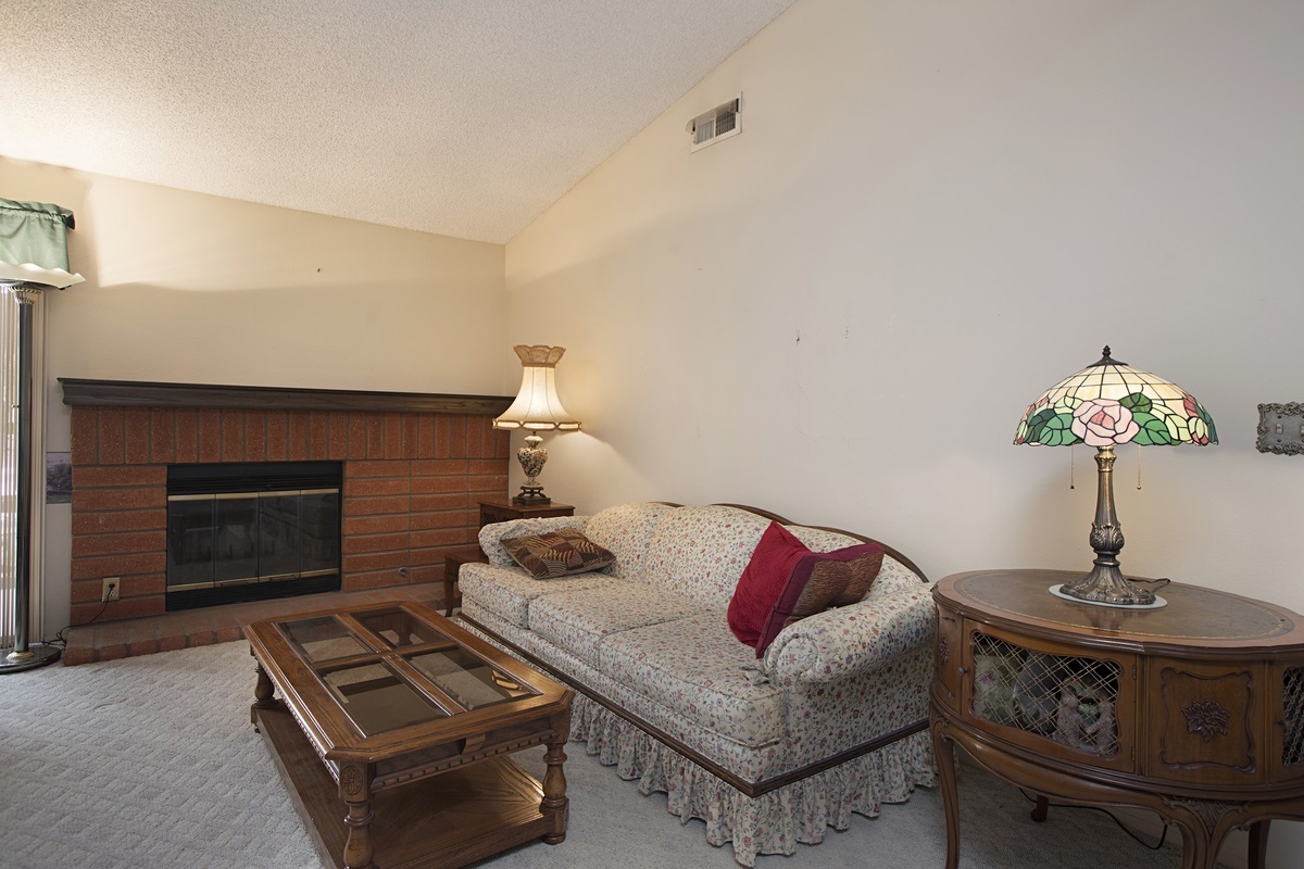 4628 Briar Ridge Road Oceanside, CA 92056 - Photo 9 of 24