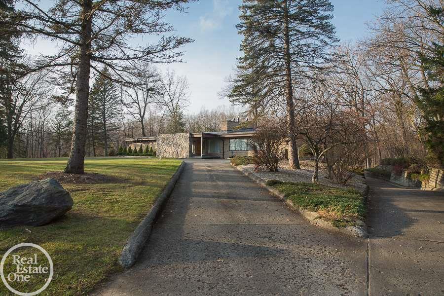 5820 North Rochester Road Rochester, MI 48306 - Photo 23 of 35