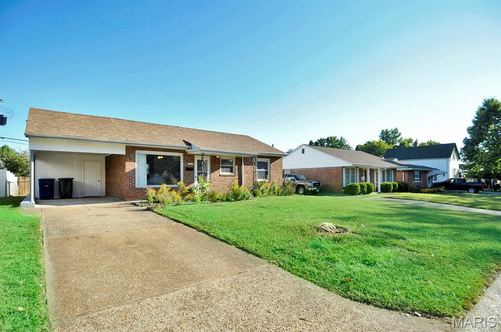 7316 Sharp Avenue St. Louis, MO 63116 - Photo 1 of 26