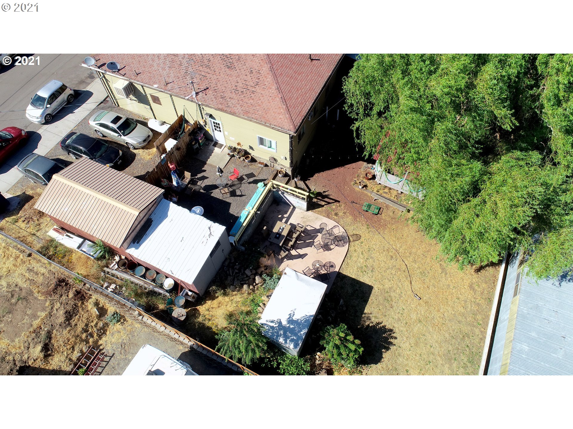 600 State Street Lyle, WA 98635 - Photo 4 of 8 a picture of a city view