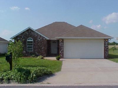 6381 West Cottonwood Road Springfield, MO 65802 - Photo 1 of 1 Primary Photo