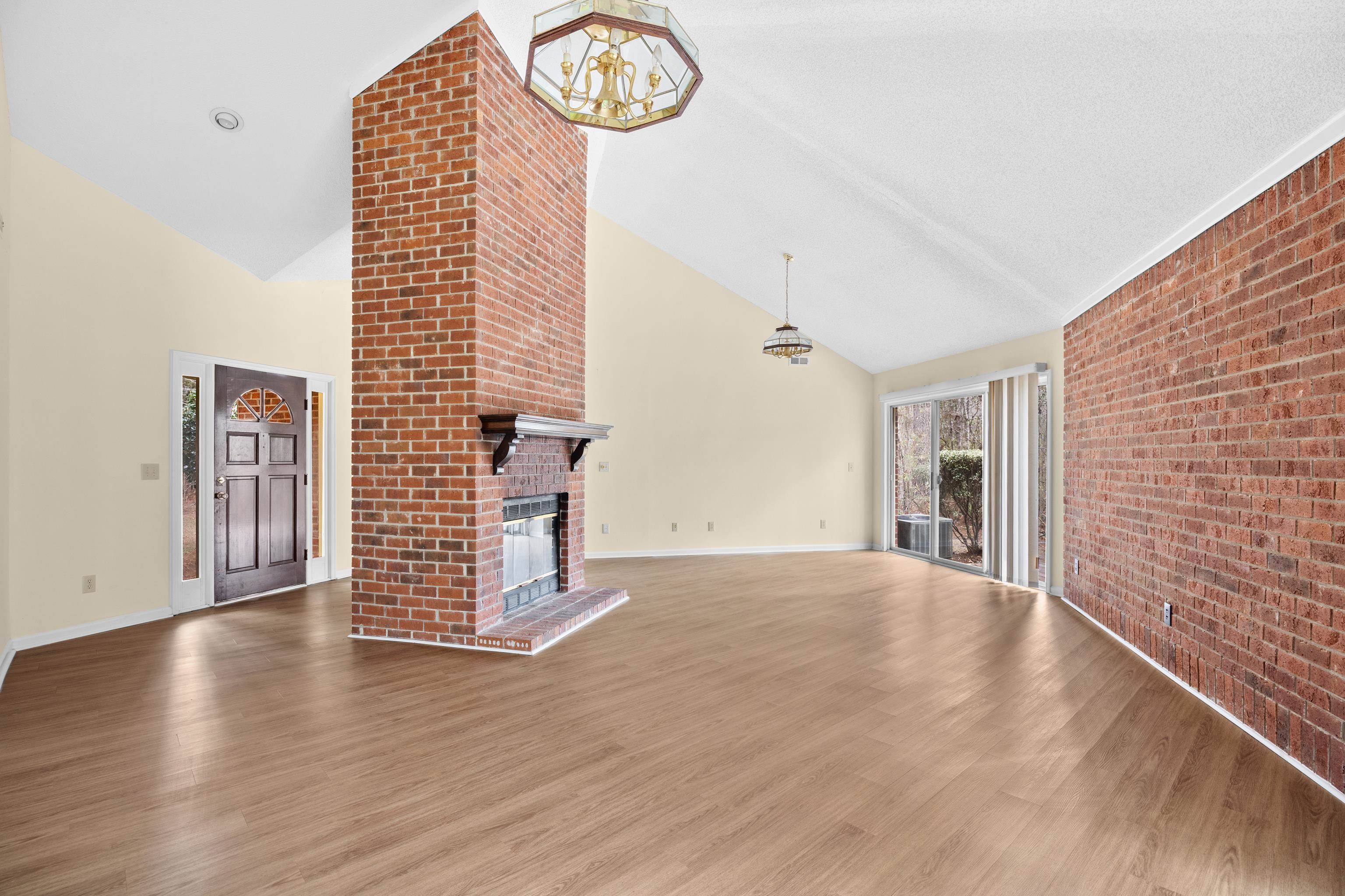 437 Deer Run Avenue Georgetown, SC 29440 - Photo 3 of 42