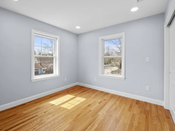 $4,800 | 165 Hartford Street, Natick, MA 01760