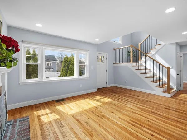 $4,800 | 165 Hartford Street, Natick, MA 01760