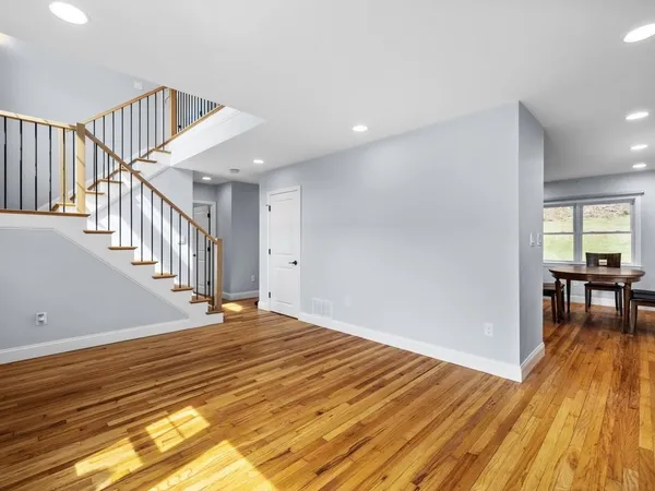 $4,800 | 165 Hartford Street, Natick, MA 01760
