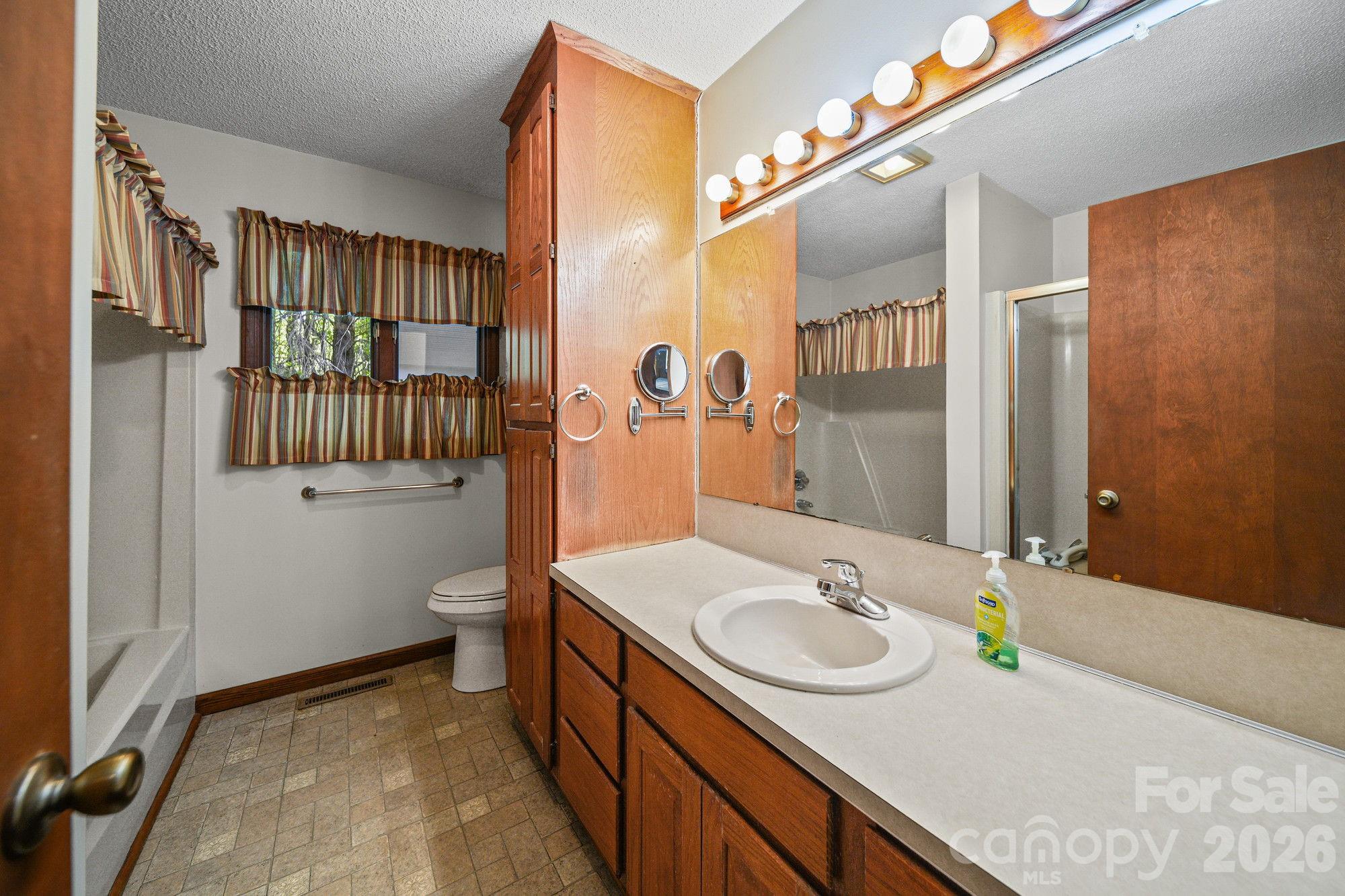 144 Pops Lake Road Statesville, NC 28625 - Photo 14 of 35