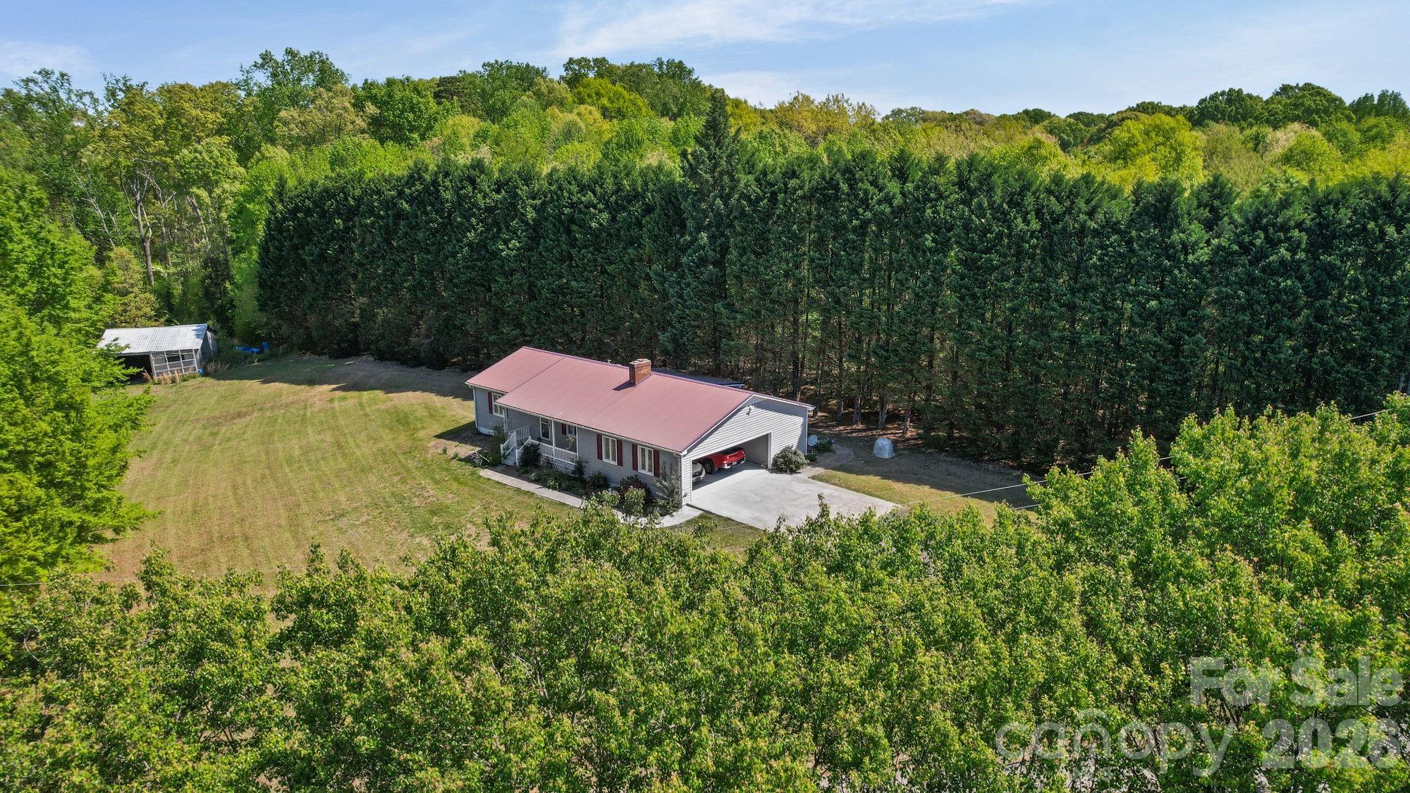 144 Pops Lake Road Statesville, NC 28625 - Photo 3 of 35