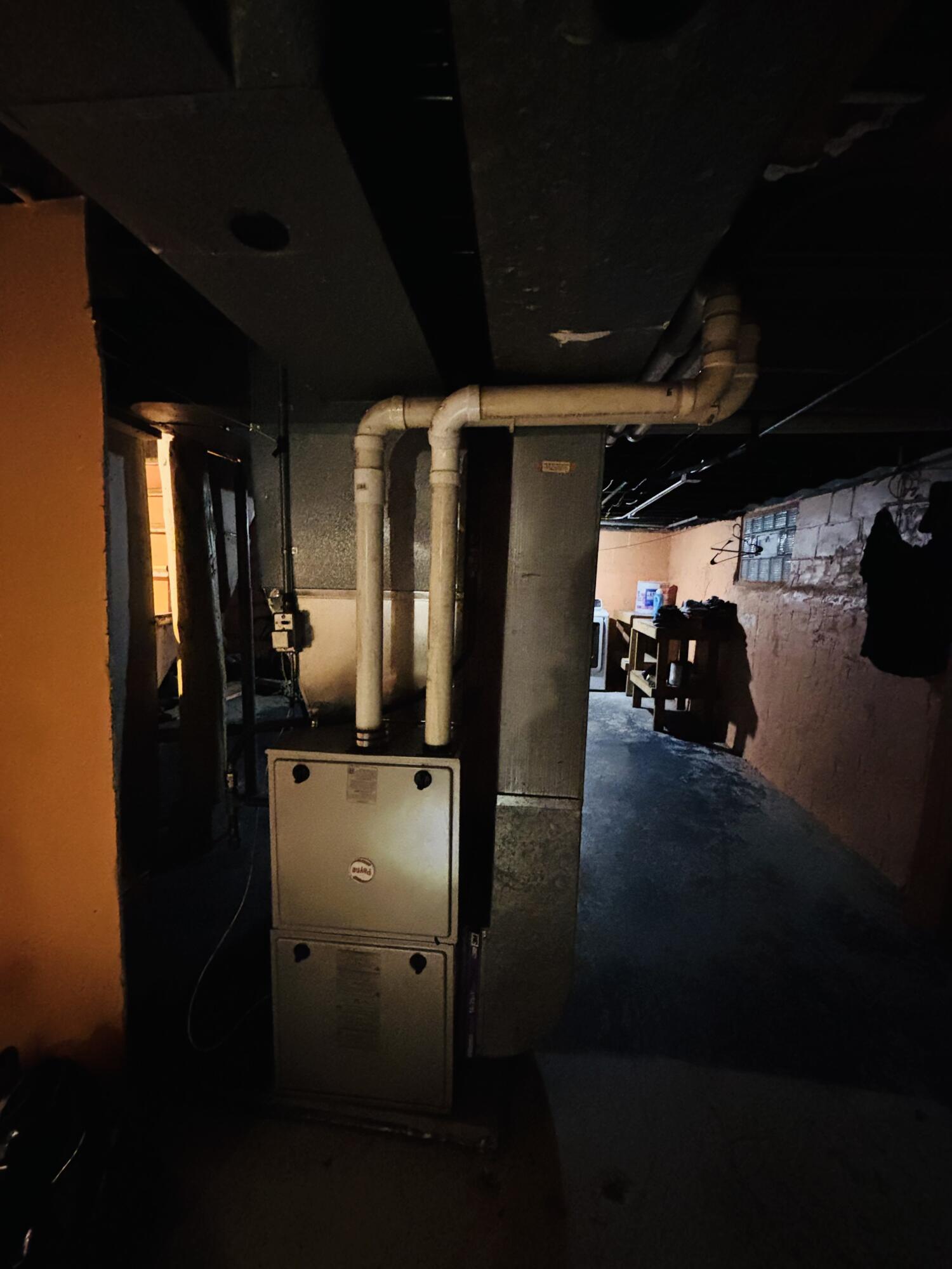 1253 South 31st Street Milwaukee, WI 53215 - Photo 4 of 7 Image4