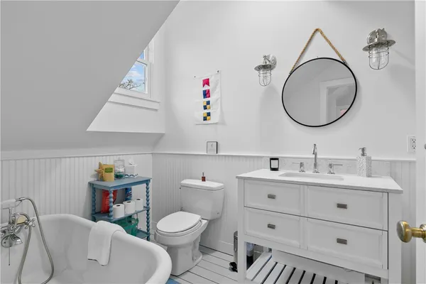 $65,000 | 561 Indian Avenue, Middletown, RI 02842